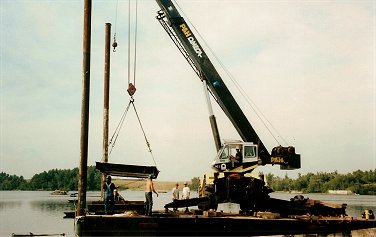 shaw1.jpg (21886 bytes)